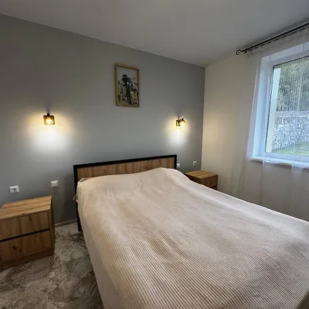 Apartment Bilia Tustani Urych