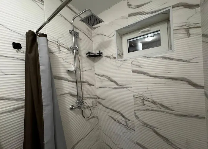 Bilia Tustani Apartment Urych